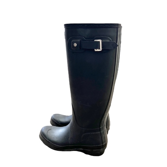 Hunter Original Black Matte Tall Rubber Rain Boots - Picture 4 of 10